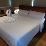 De 호텔 3*
