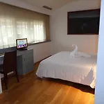 De