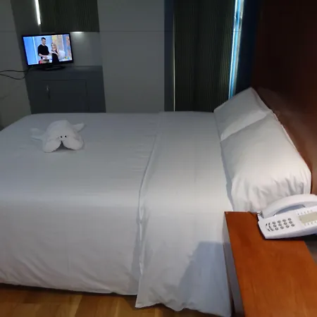 De 호텔 3*