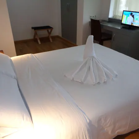 De 호텔 3*